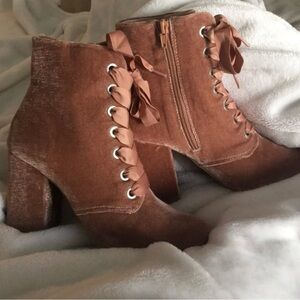 Kenneth Cole Reaction | Corrine Blush Velvet Lace Up Heeled Boots | Women’s Boot
